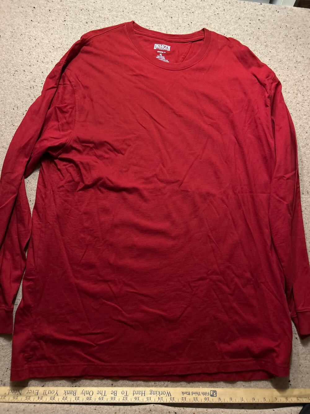 Duluth Trading Co Shirt Men’s XL Dark Red LongTail Tee Relaxed Fit Long Sleeve